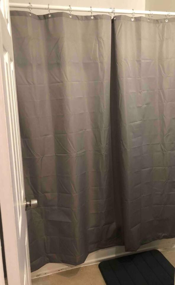Spacious And Bright 2 Bedroom With 1 Bathroom And Private Street Entrance
